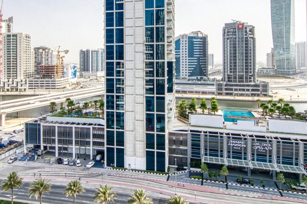 Luxury Studios With Burj Khalifa Or Canal View In Downtown - Marquise Square Tower 迪拜 外观 照片