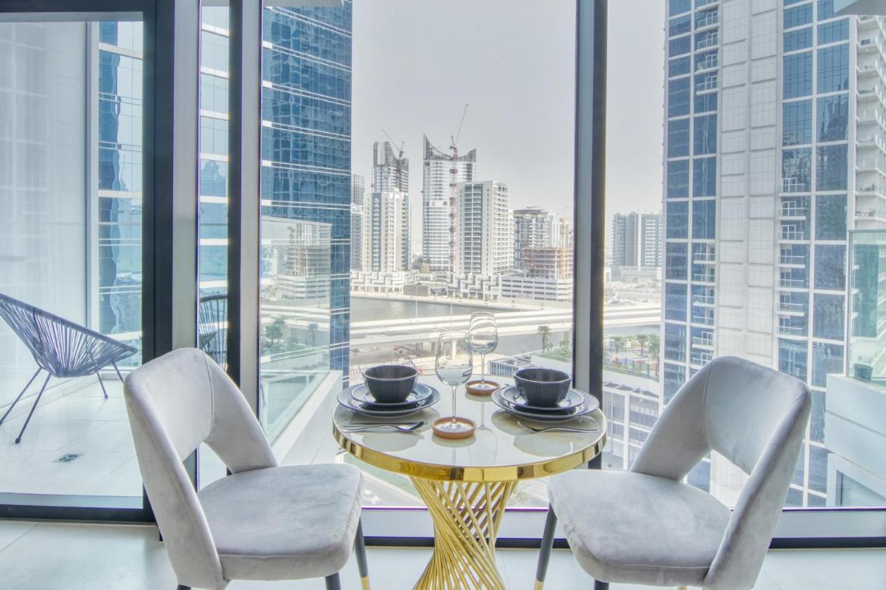 Luxury Studios With Burj Khalifa Or Canal View In Downtown - Marquise Square Tower 迪拜 外观 照片