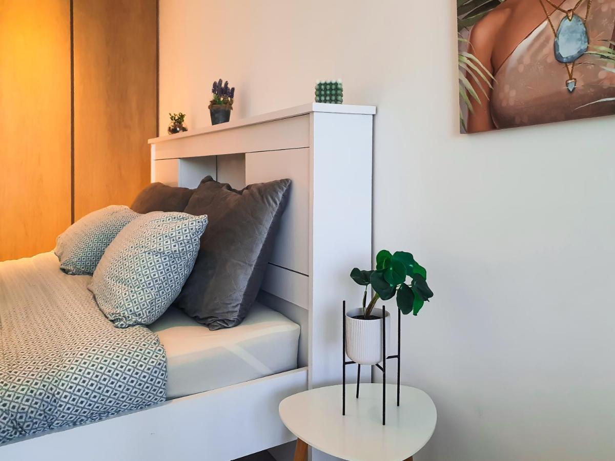 Luxury Studios With Burj Khalifa Or Canal View In Downtown - Marquise Square Tower 迪拜 外观 照片