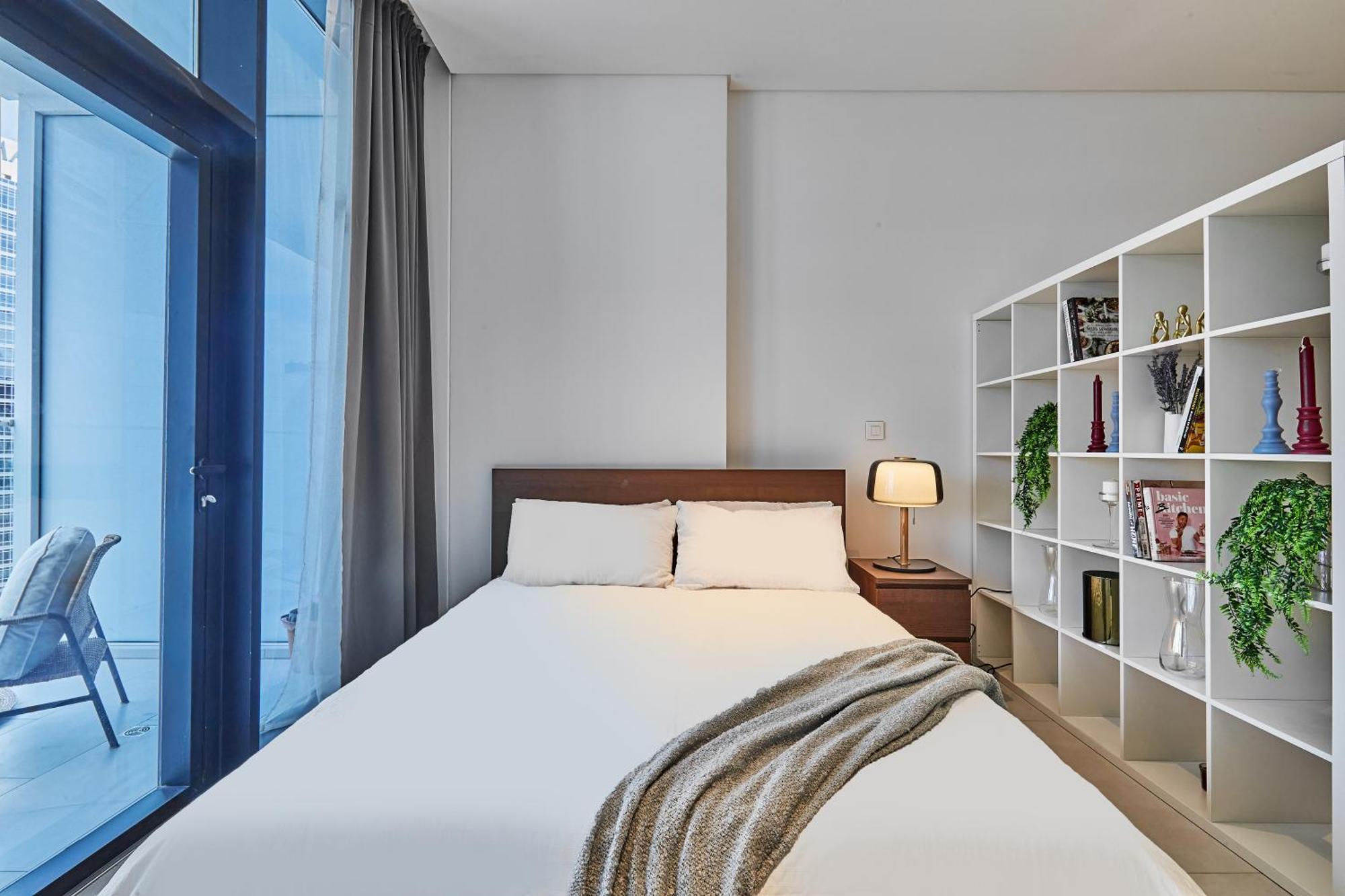 Luxury Studios With Burj Khalifa Or Canal View In Downtown - Marquise Square Tower 迪拜 外观 照片
