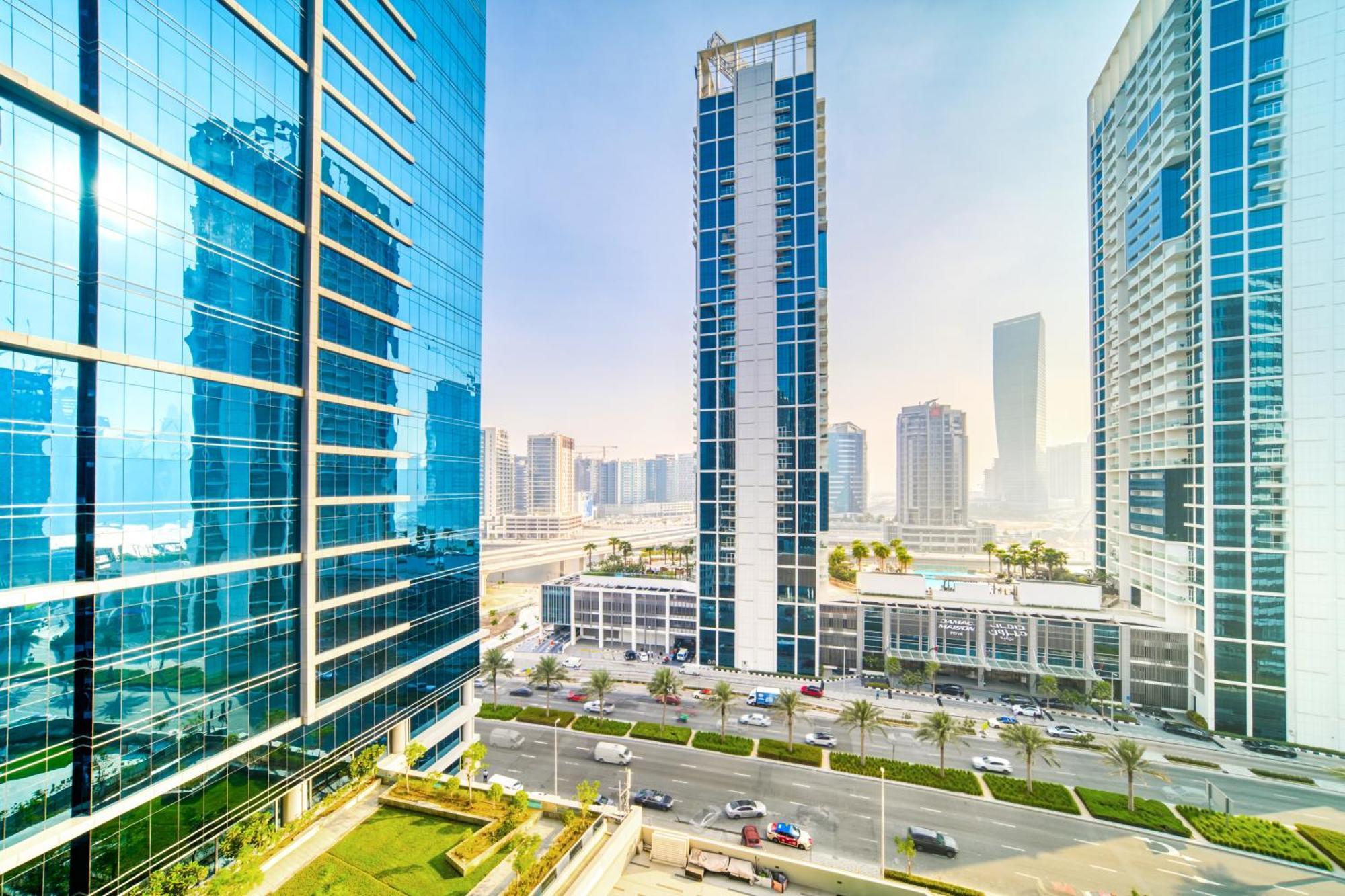 Luxury Studios With Burj Khalifa Or Canal View In Downtown - Marquise Square Tower 迪拜 外观 照片