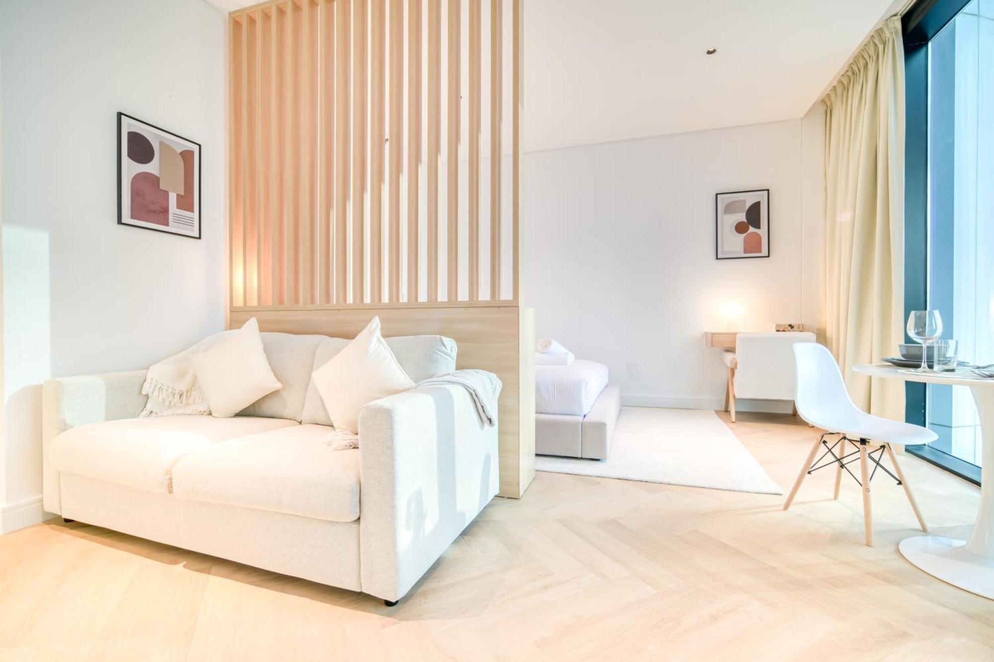 Luxury Studios With Burj Khalifa Or Canal View In Downtown - Marquise Square Tower 迪拜 外观 照片