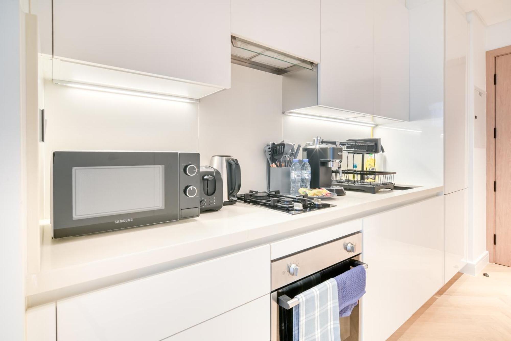 Luxury Studios With Burj Khalifa Or Canal View In Downtown - Marquise Square Tower 迪拜 外观 照片