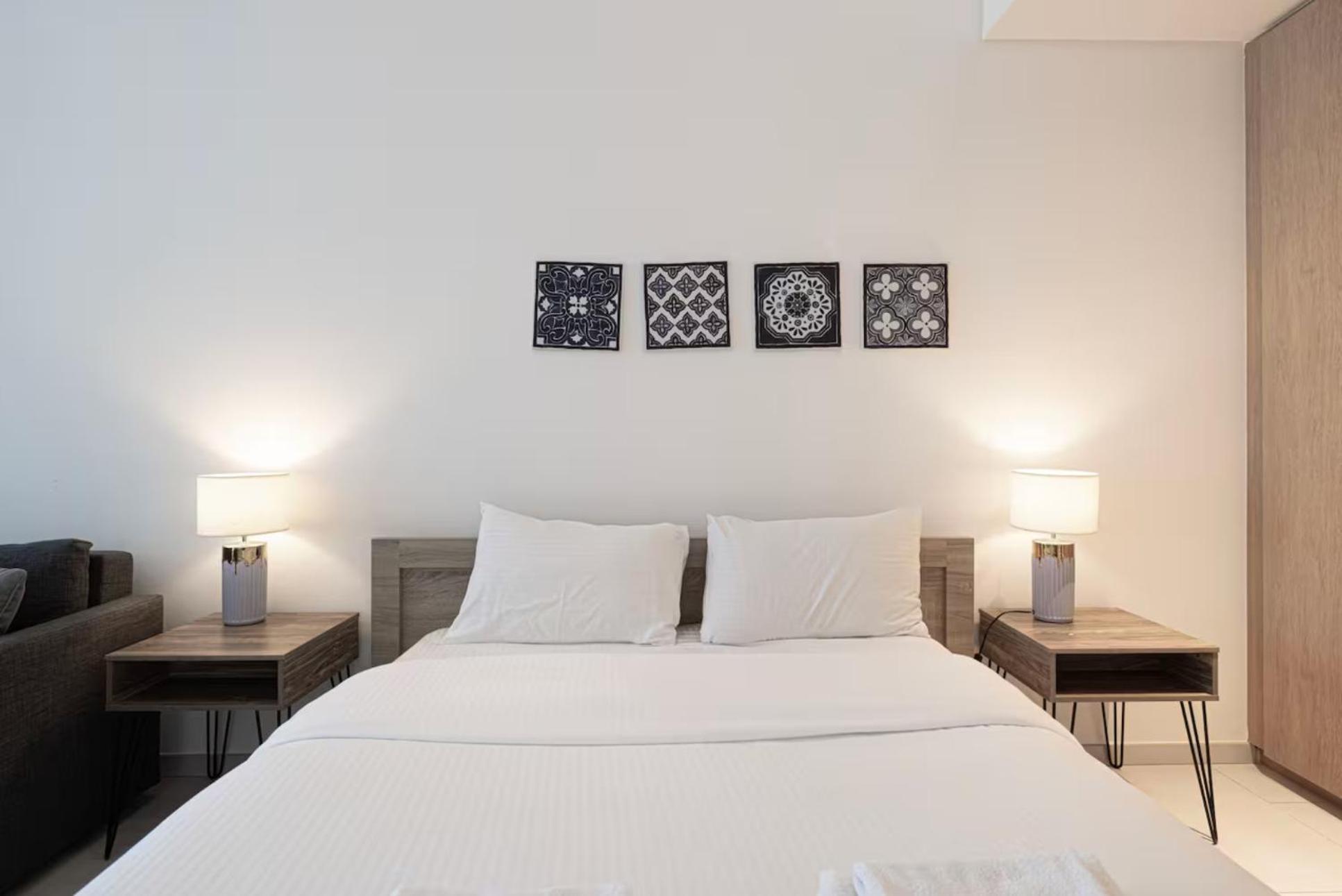 Luxury Studios With Burj Khalifa Or Canal View In Downtown - Marquise Square Tower 迪拜 客房 照片